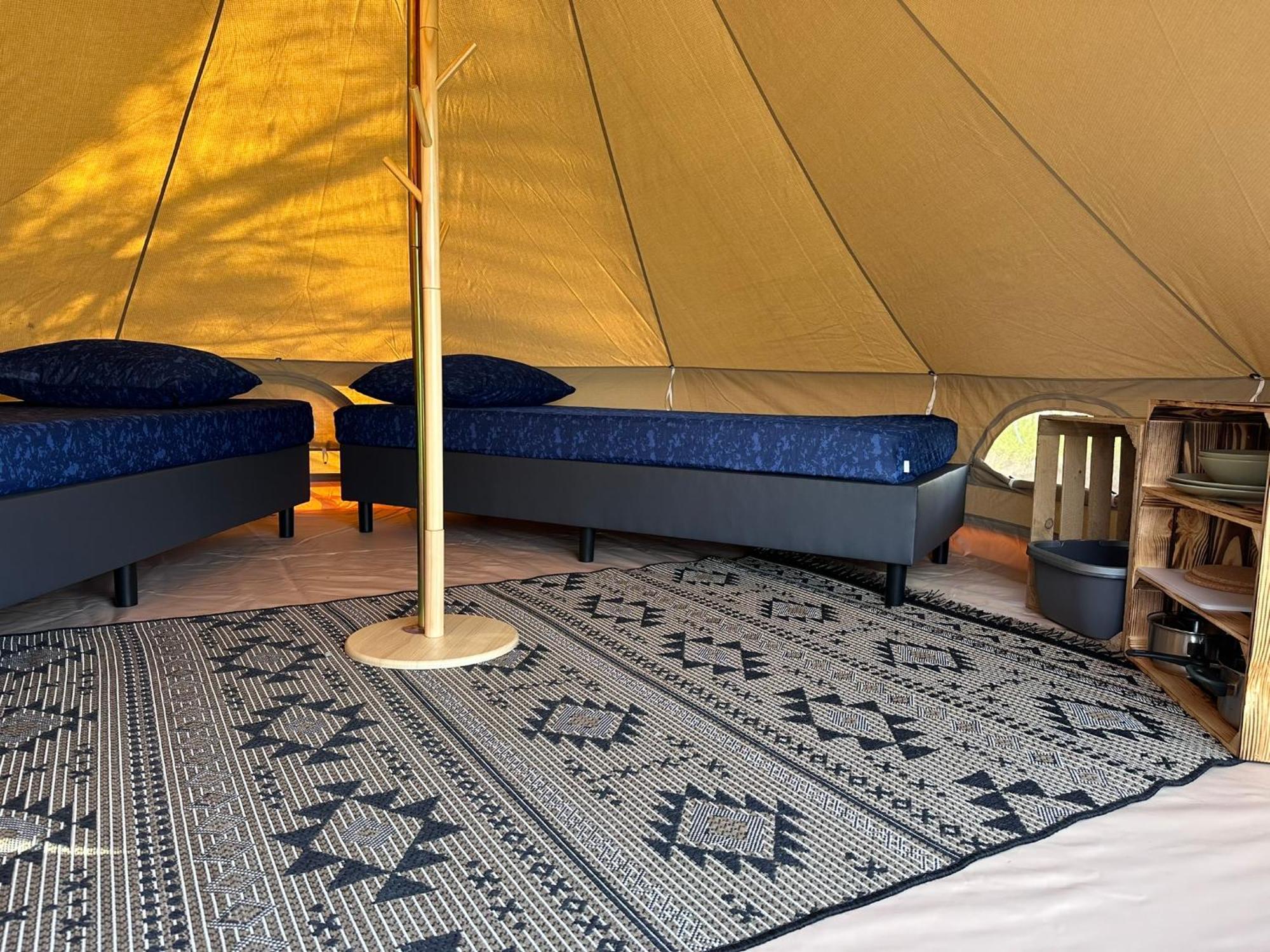 Bell Tent Warmond المظهر الخارجي الصورة