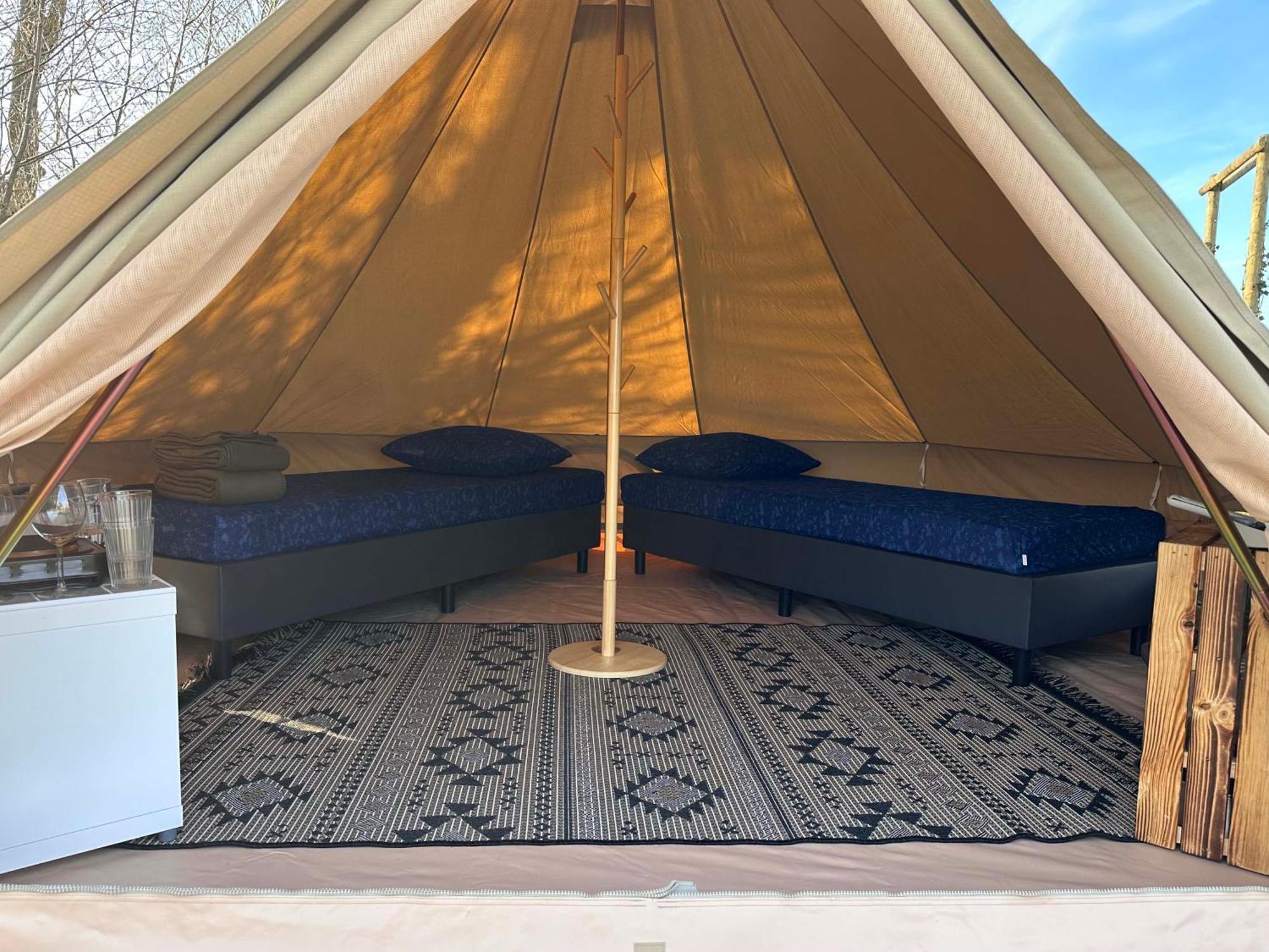 Bell Tent Warmond المظهر الخارجي الصورة